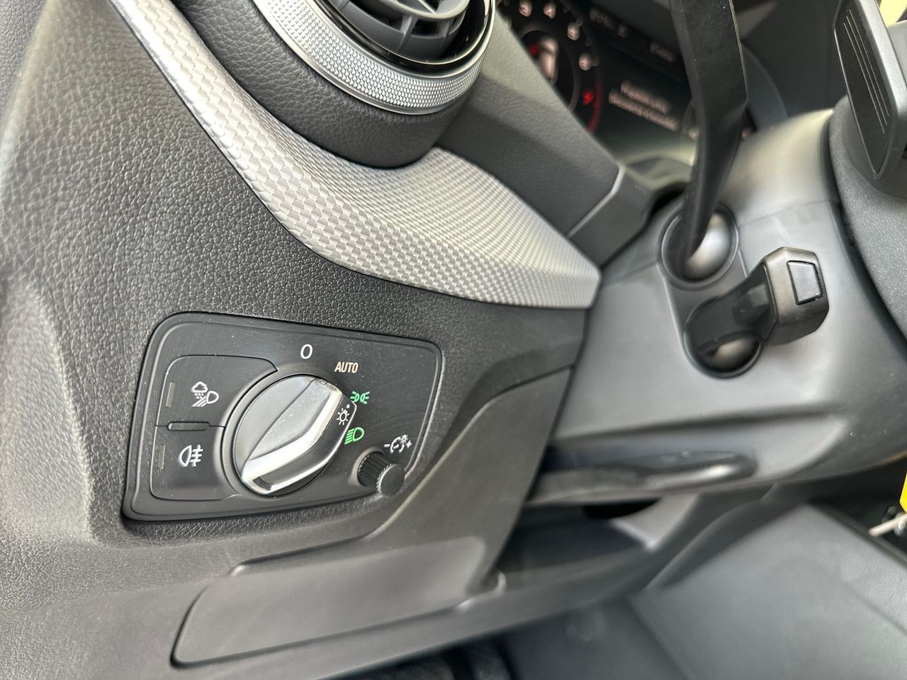 Foto Audi Q2 21