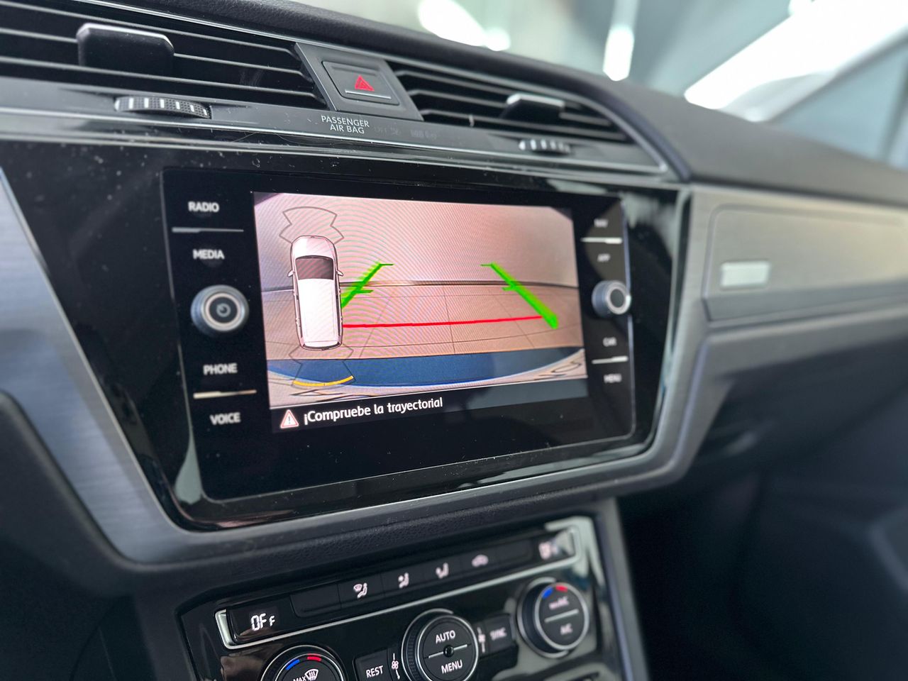 Foto Volkswagen Touran 16