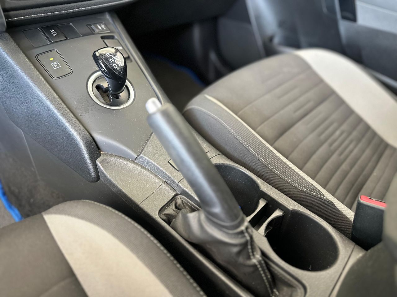 Foto Toyota Auris 17
