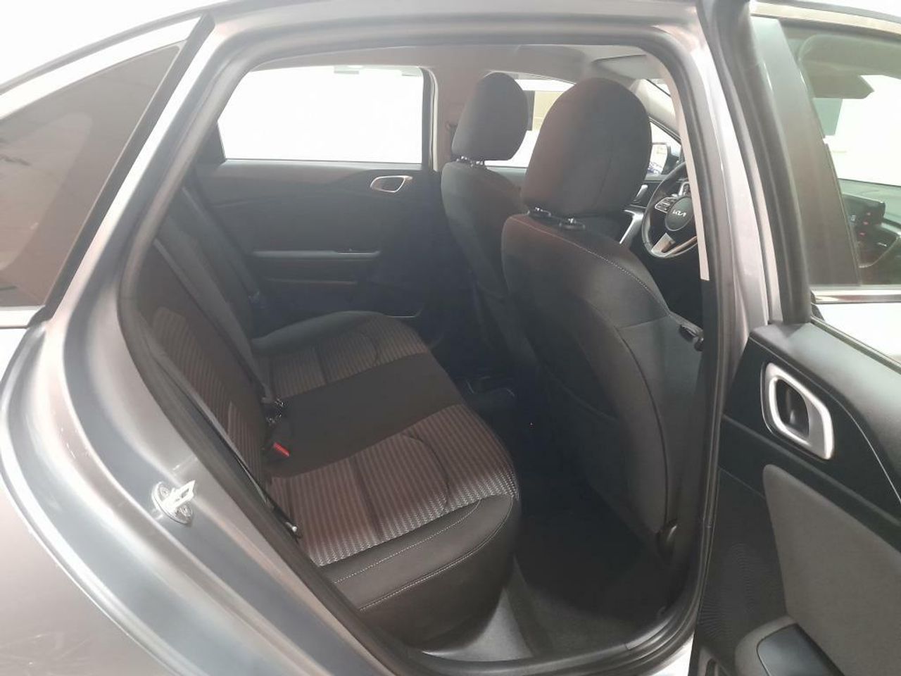 Foto Kia Ceed 12