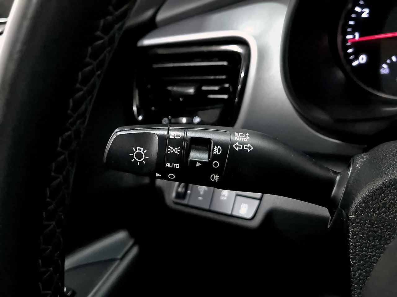 Foto Kia Stonic 14