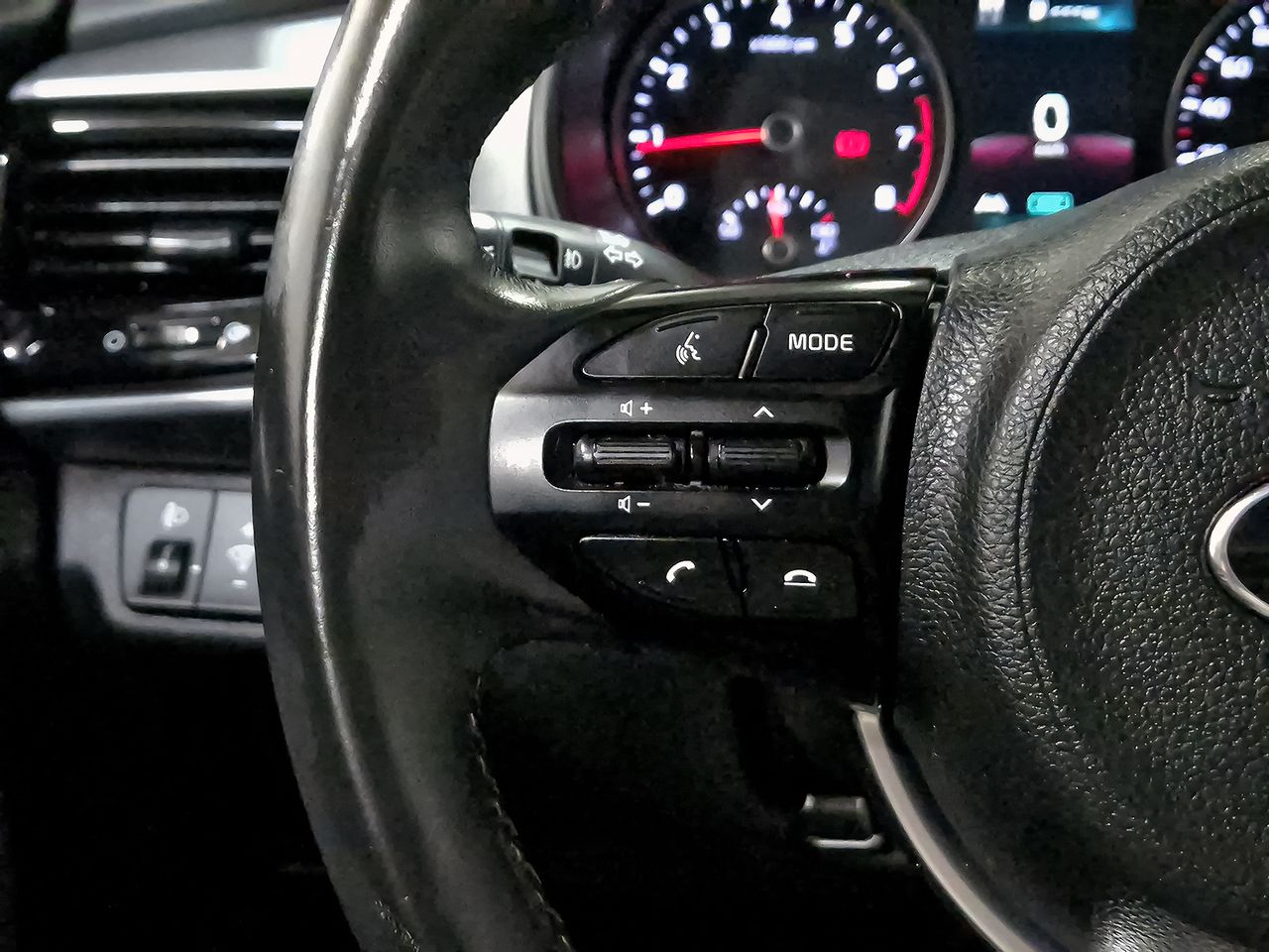 Foto Kia Stonic 16