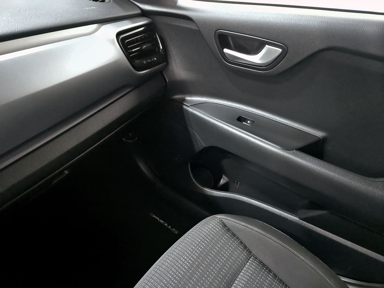 Foto Kia Stonic 31