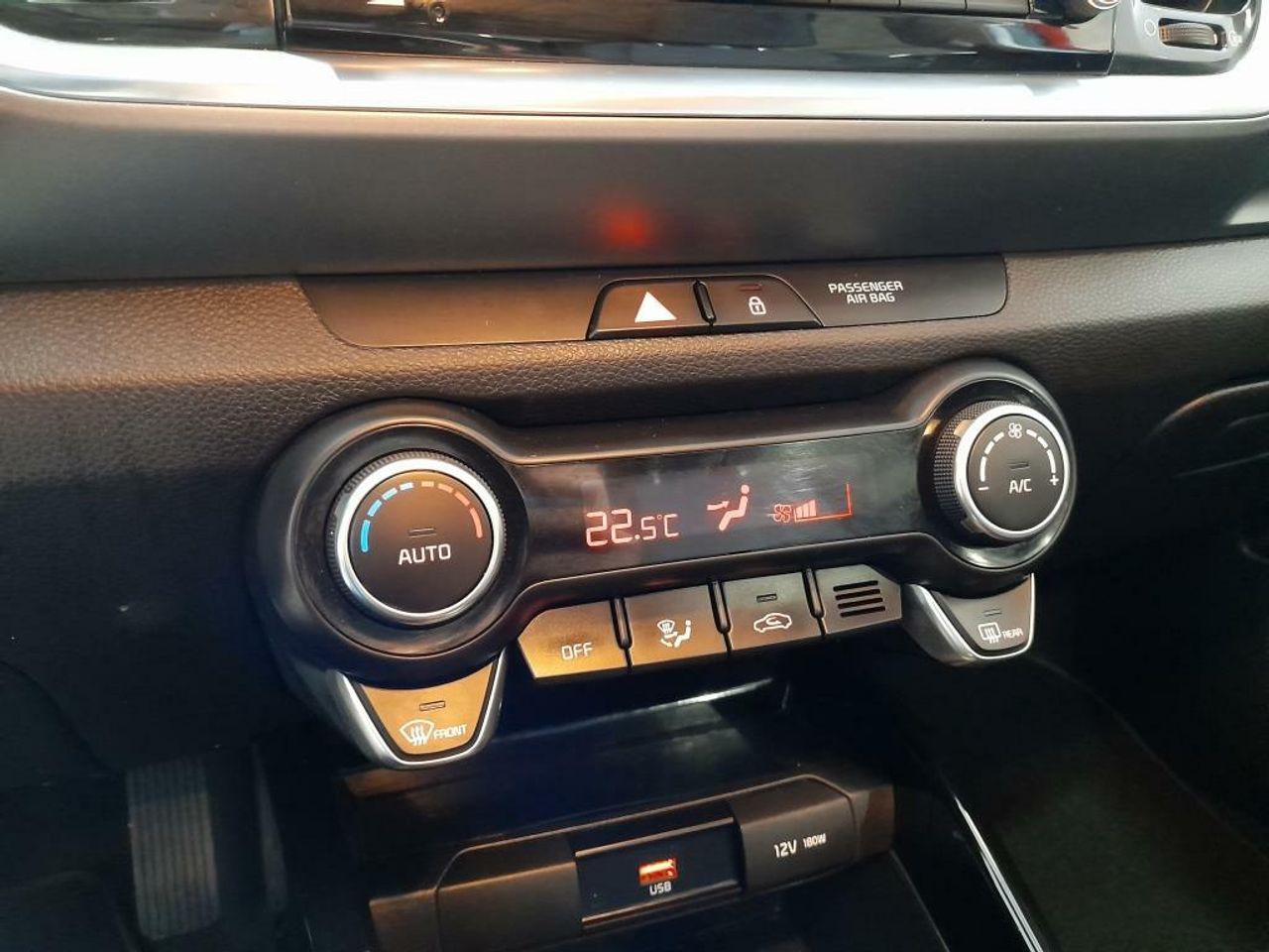 Foto Kia Stonic 22