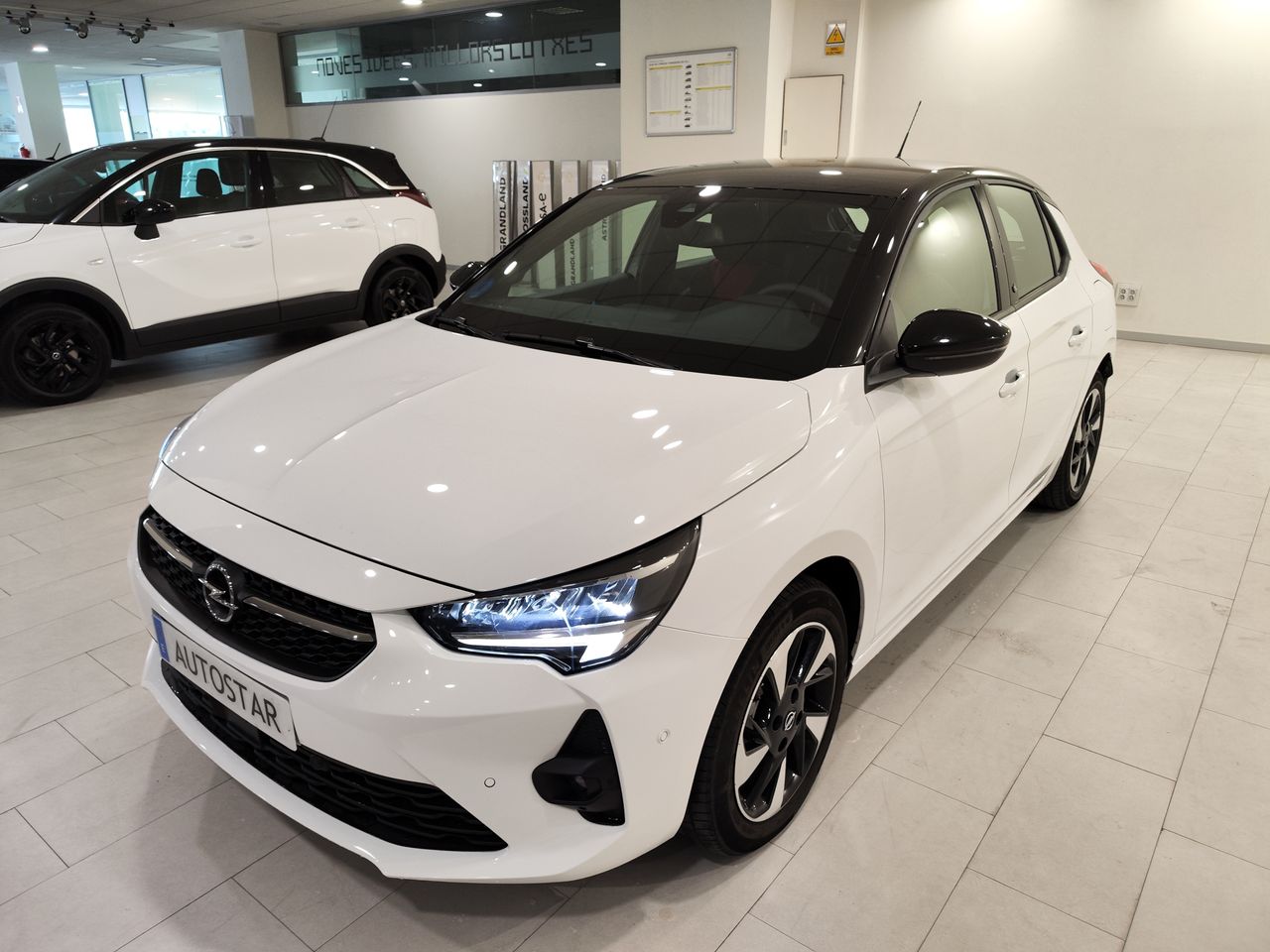 Foto Opel Corsa 16