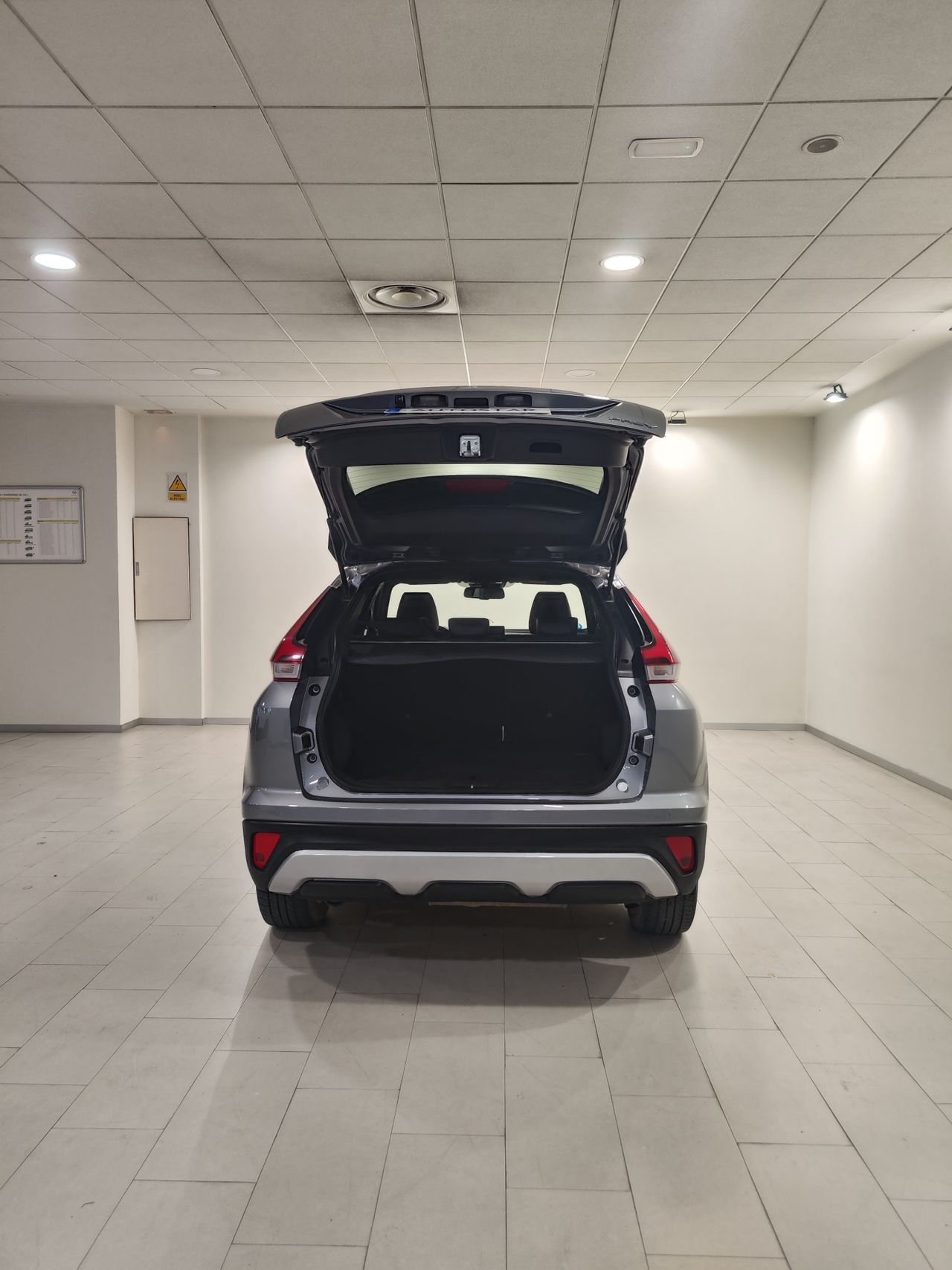 Foto Mitsubishi Eclipse Cross 23