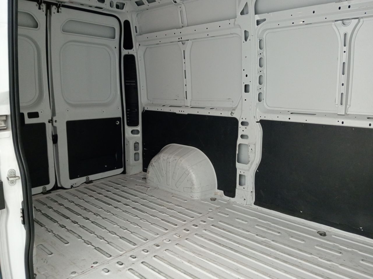 Foto Peugeot Boxer 9