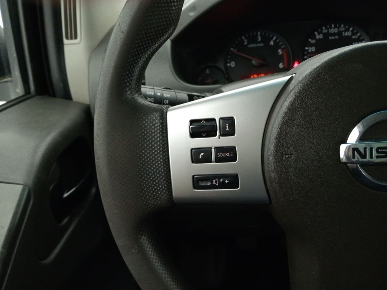 Foto Nissan Navara 15