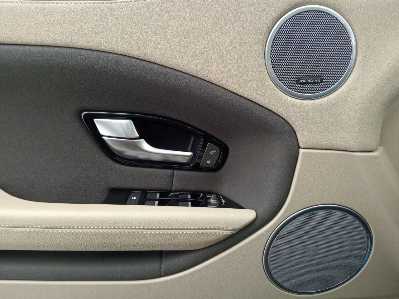 Foto Land-Rover Range Rover Evoque 21