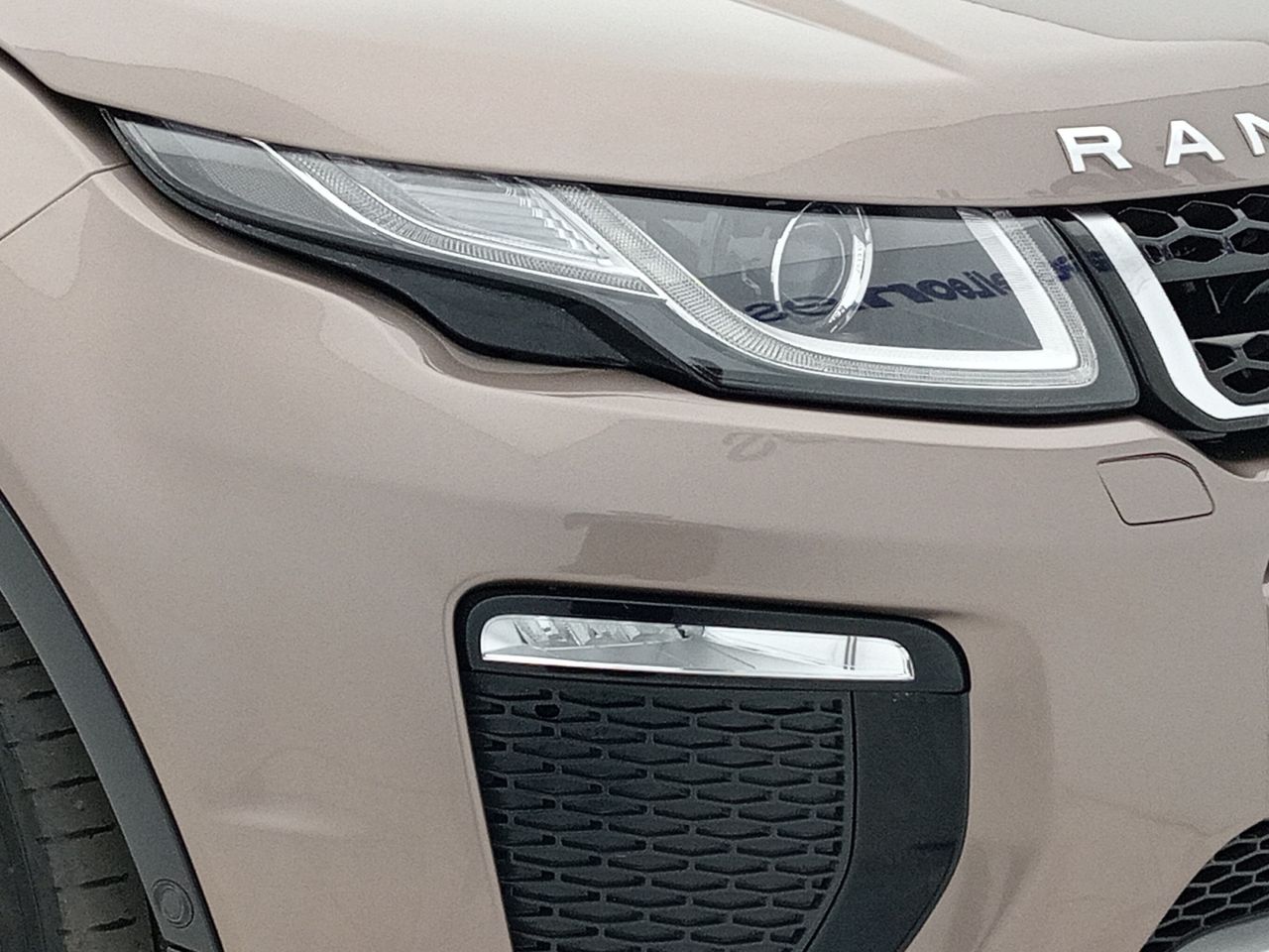 Foto Land-Rover Range Rover Evoque 24