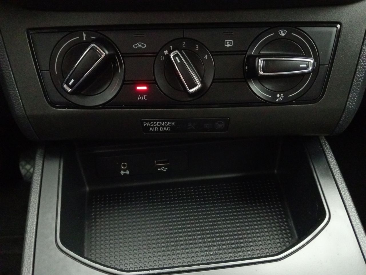 Foto Seat Ibiza 12