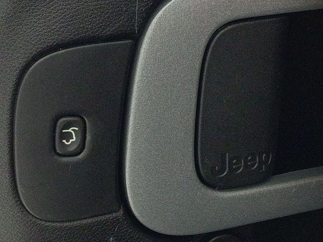 Foto Jeep Cherokee 27