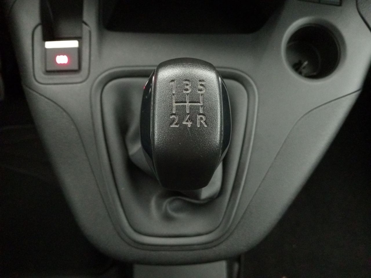 Foto Peugeot Partner 13