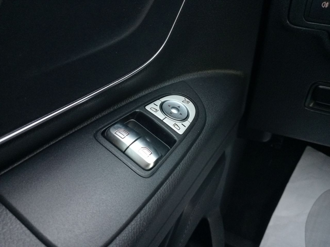 Foto Mercedes-Benz Vito 20