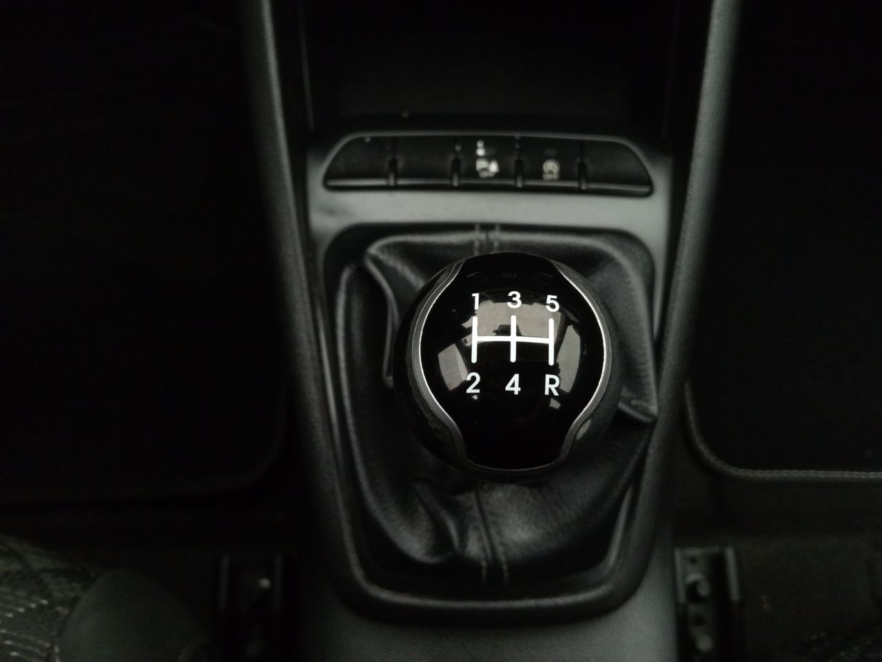 Foto Kia Rio 14