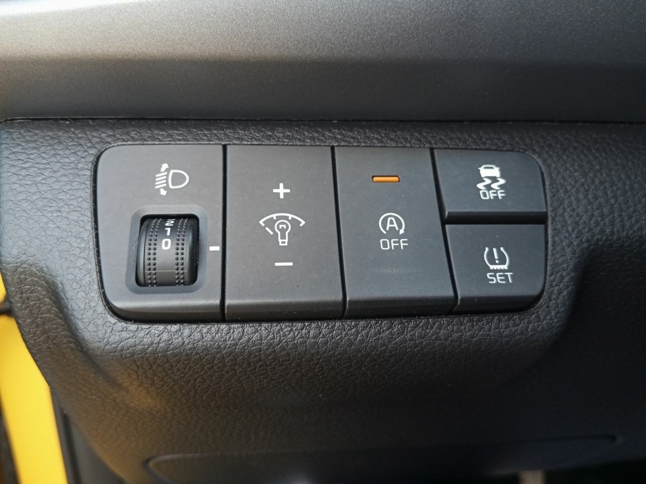 Foto Kia Rio 22