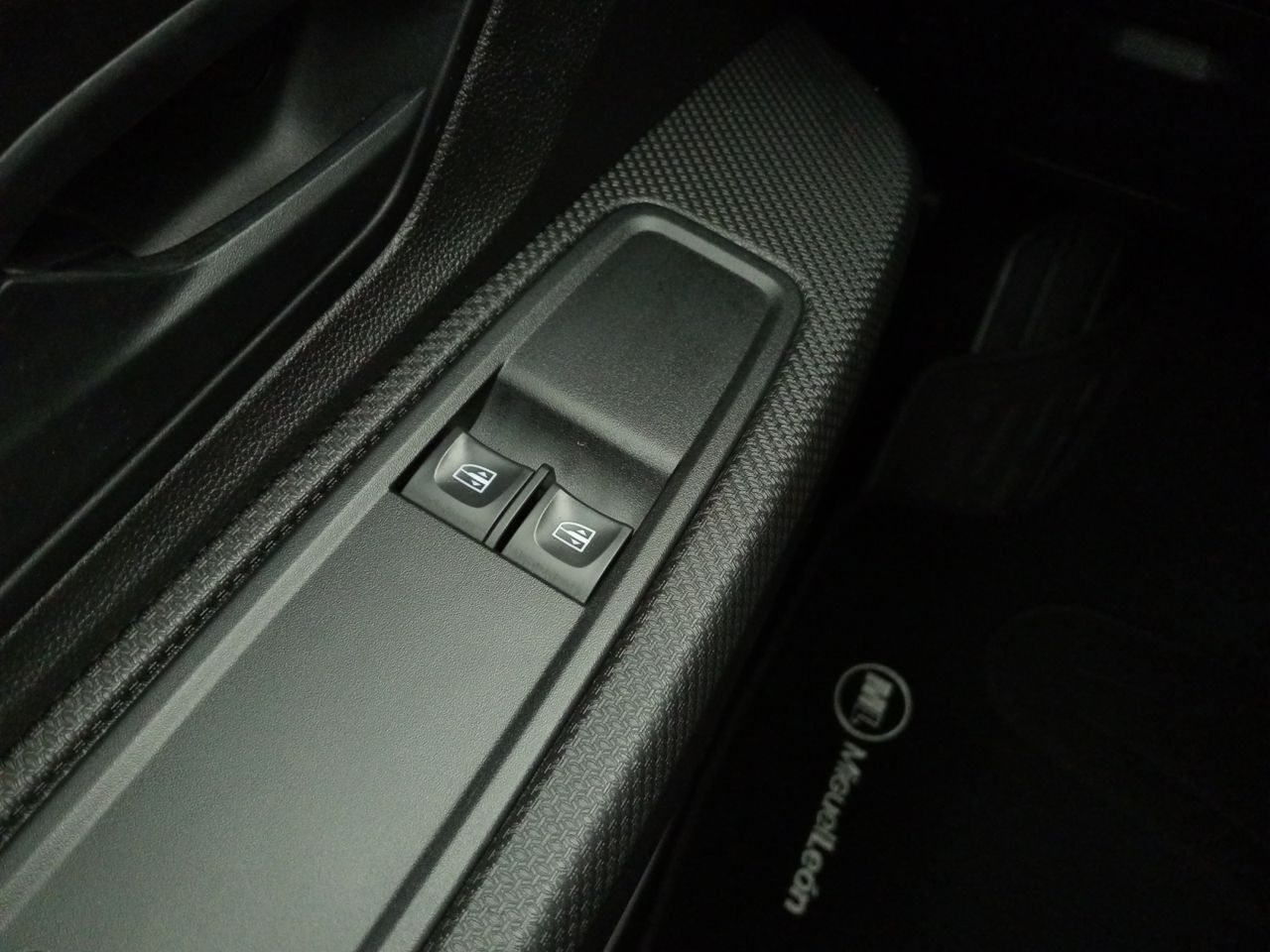 Foto Dacia Sandero 18