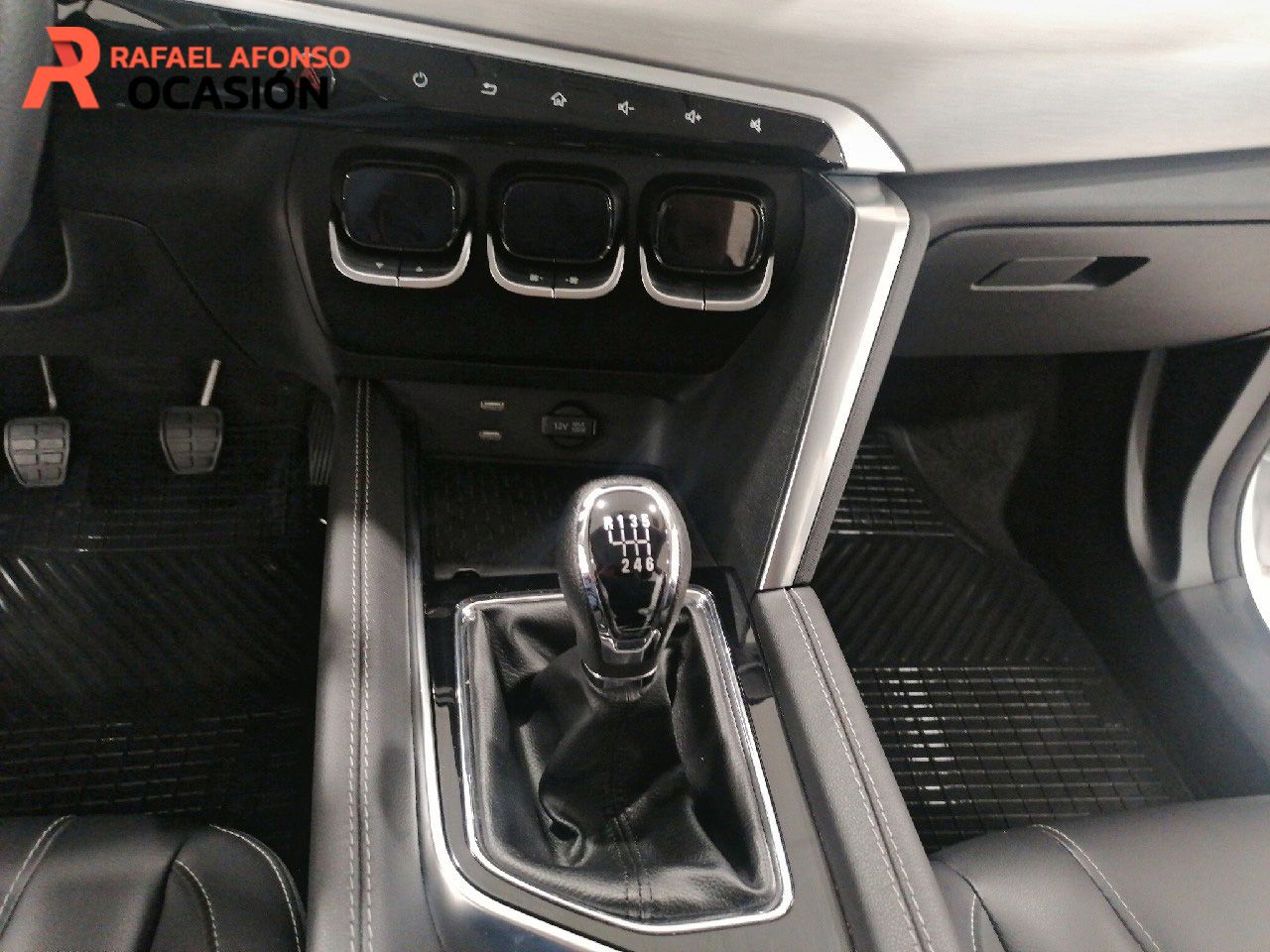 Foto EVO Mazda5 16