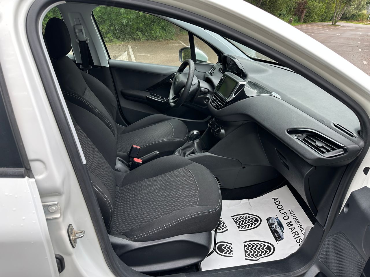 Foto Peugeot 208 18