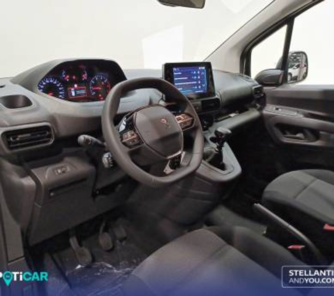 Foto Peugeot Rifter 5