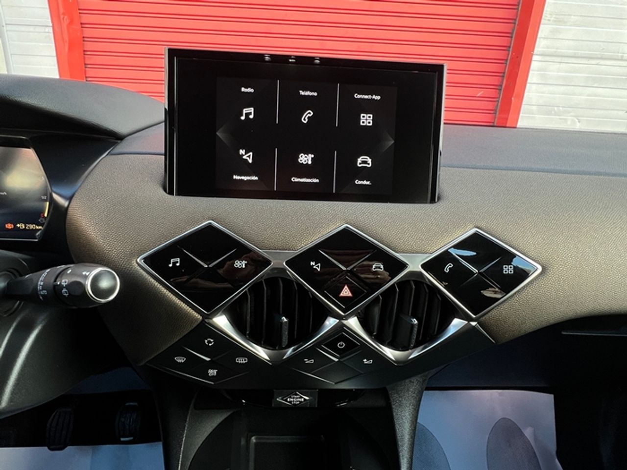 Foto DS Automobiles DS 3 24