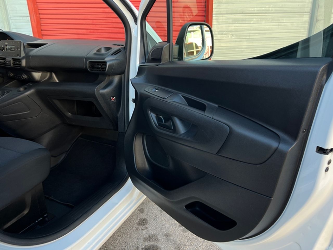 Foto Peugeot Partner 24