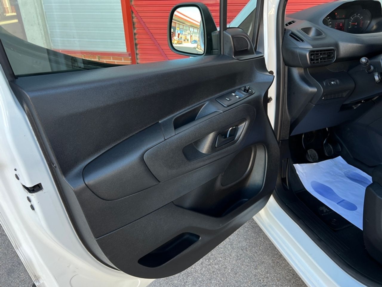Foto Peugeot Partner 27