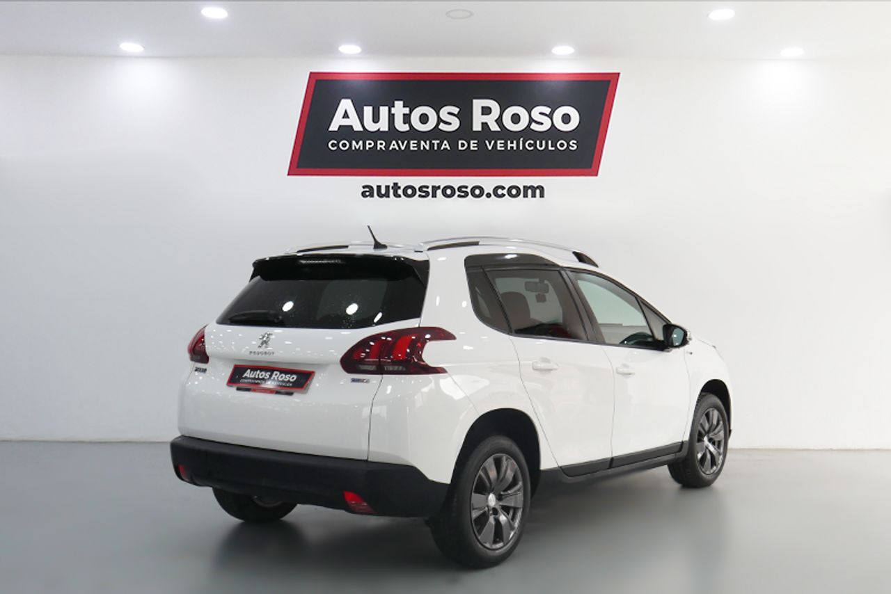 Foto Peugeot 2008 3