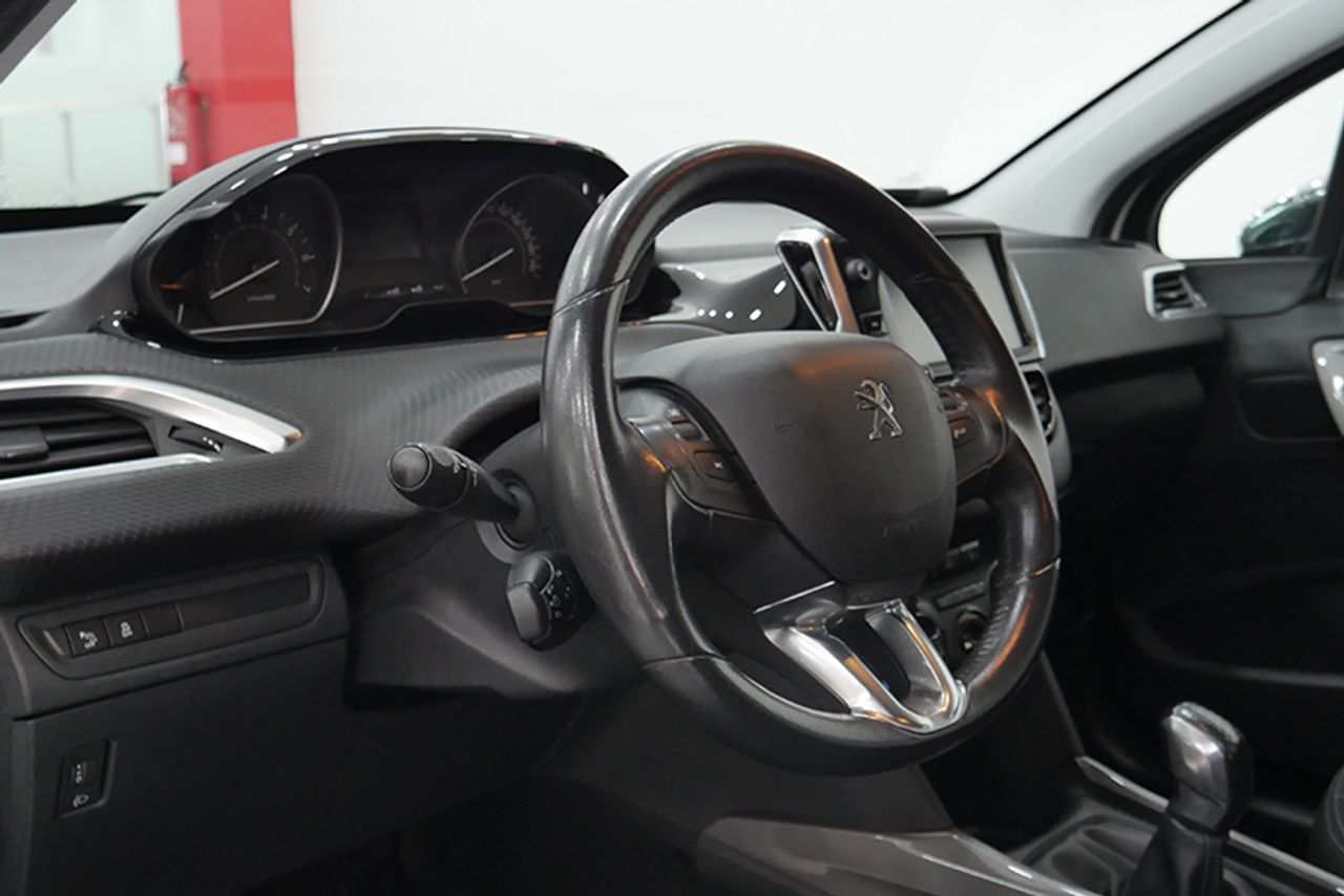 Foto Peugeot 2008 4