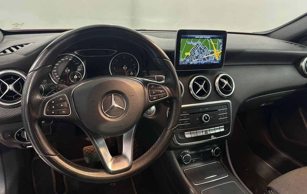 Foto Mercedes-Benz Clase A 6