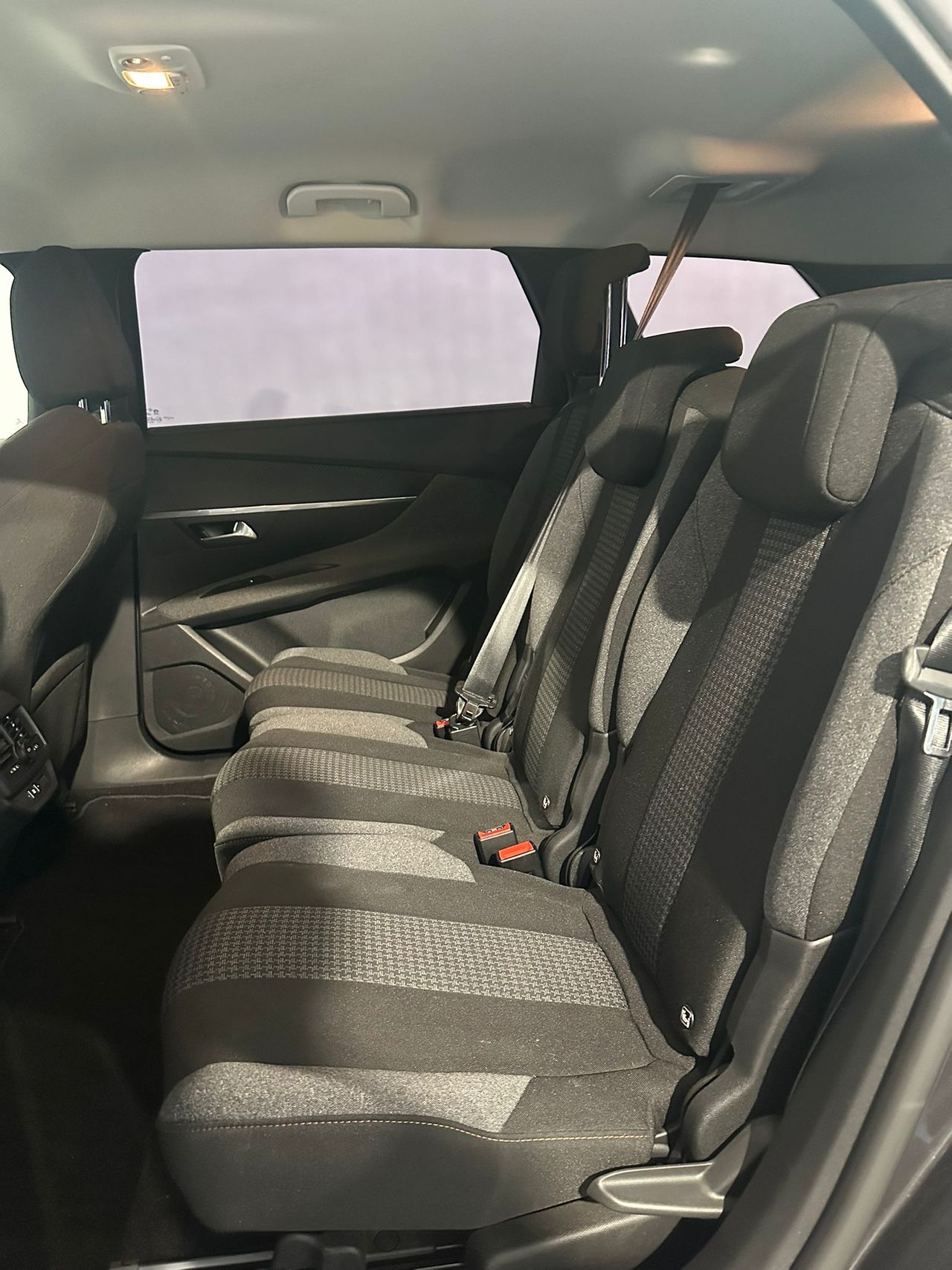 Foto Peugeot 5008 7