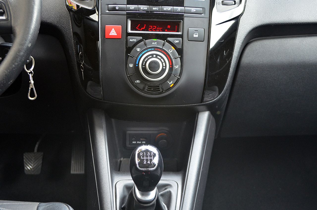Foto Kia Venga 14