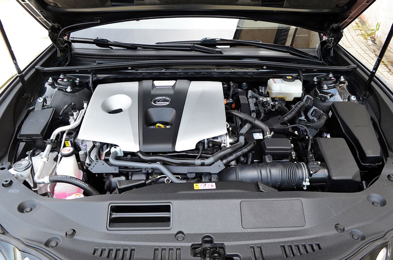 Foto Lexus ES 85