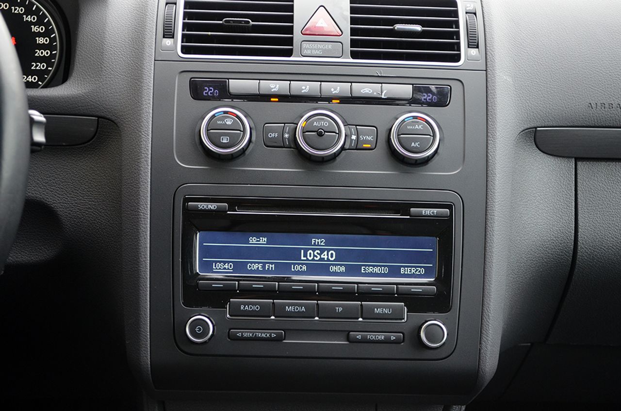 Foto Volkswagen Touran 16