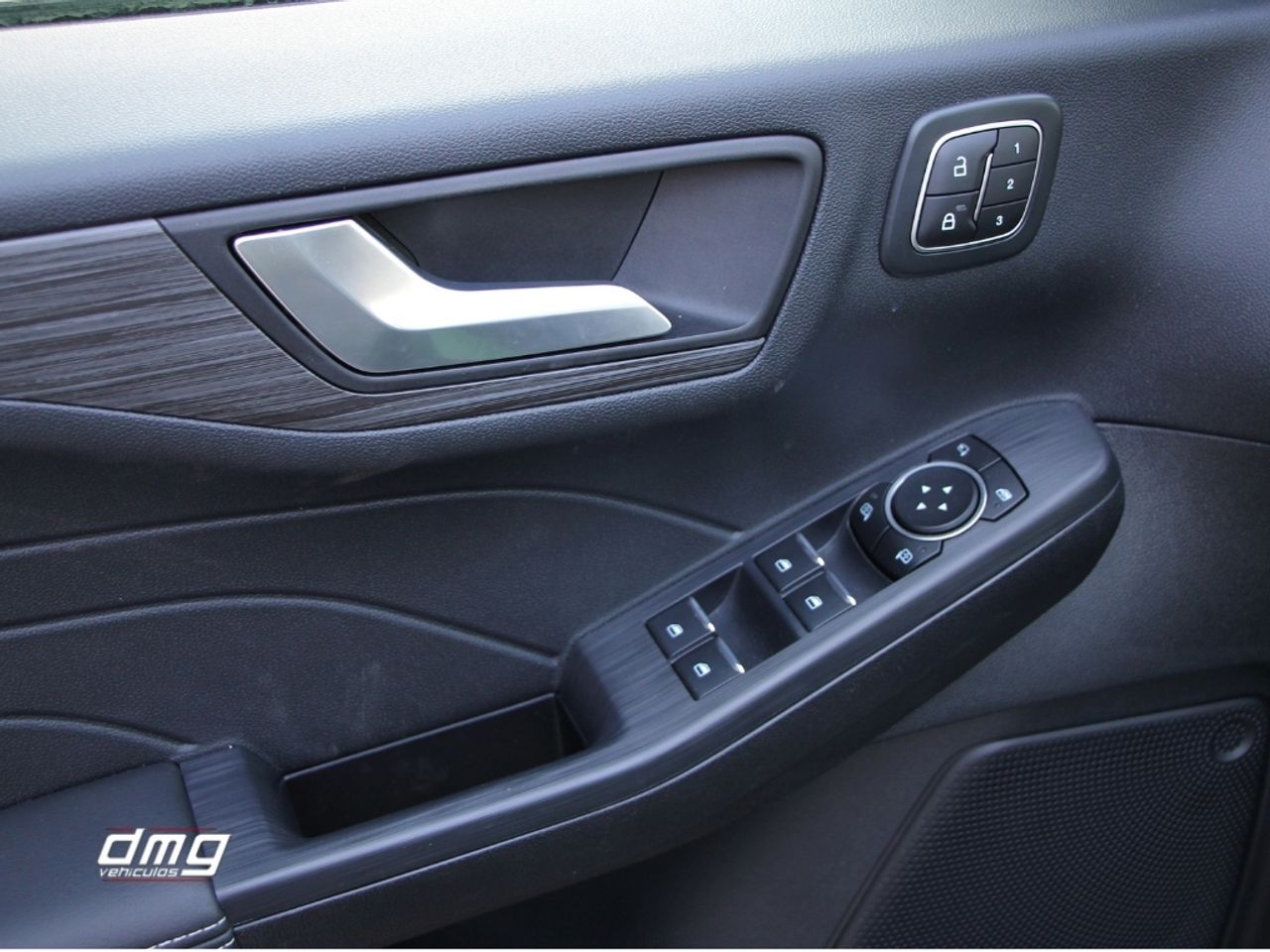 Foto Ford Kuga 27