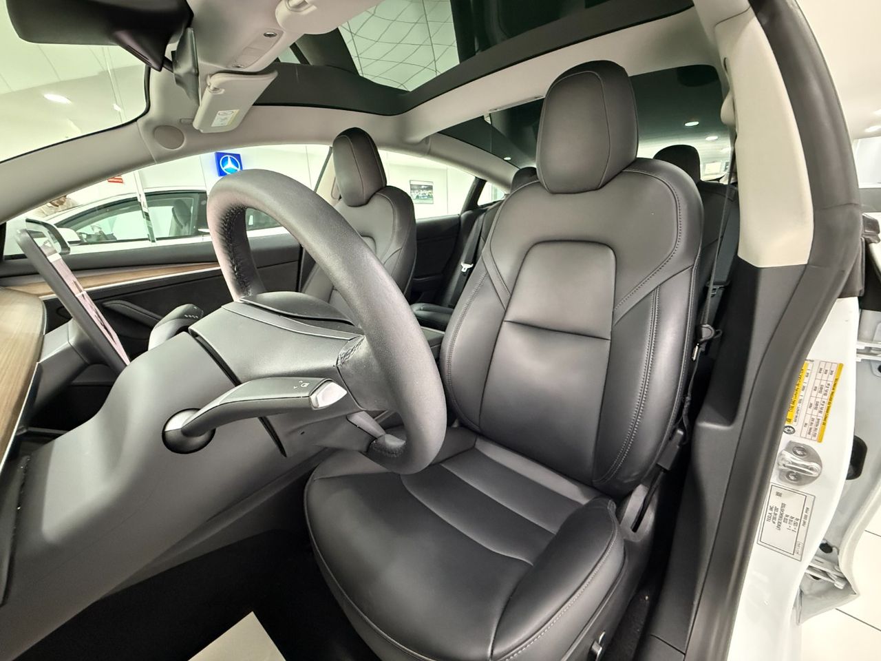 Foto Tesla Model 3 9