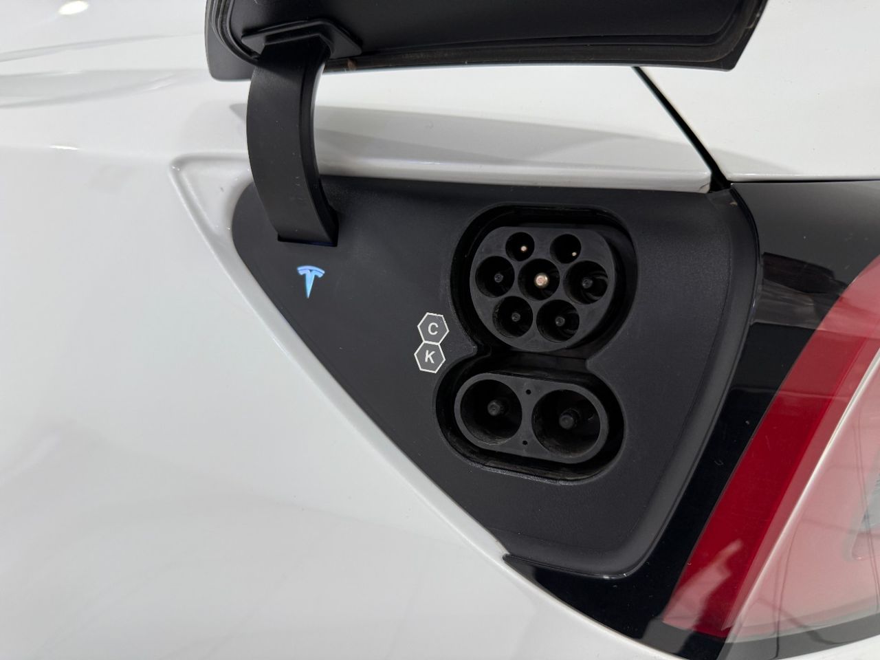 Foto Tesla Model 3 24
