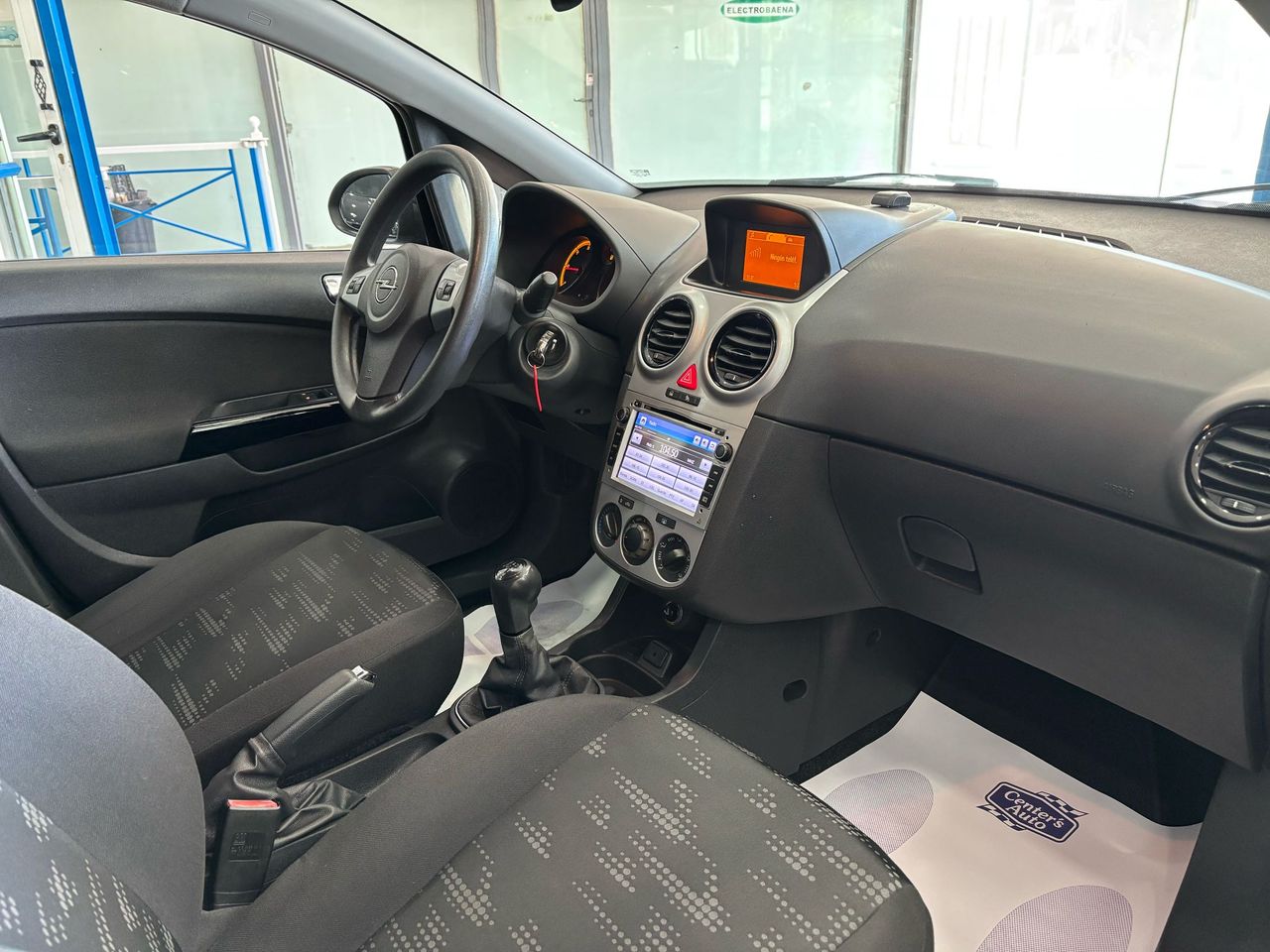Foto Opel Corsa 13