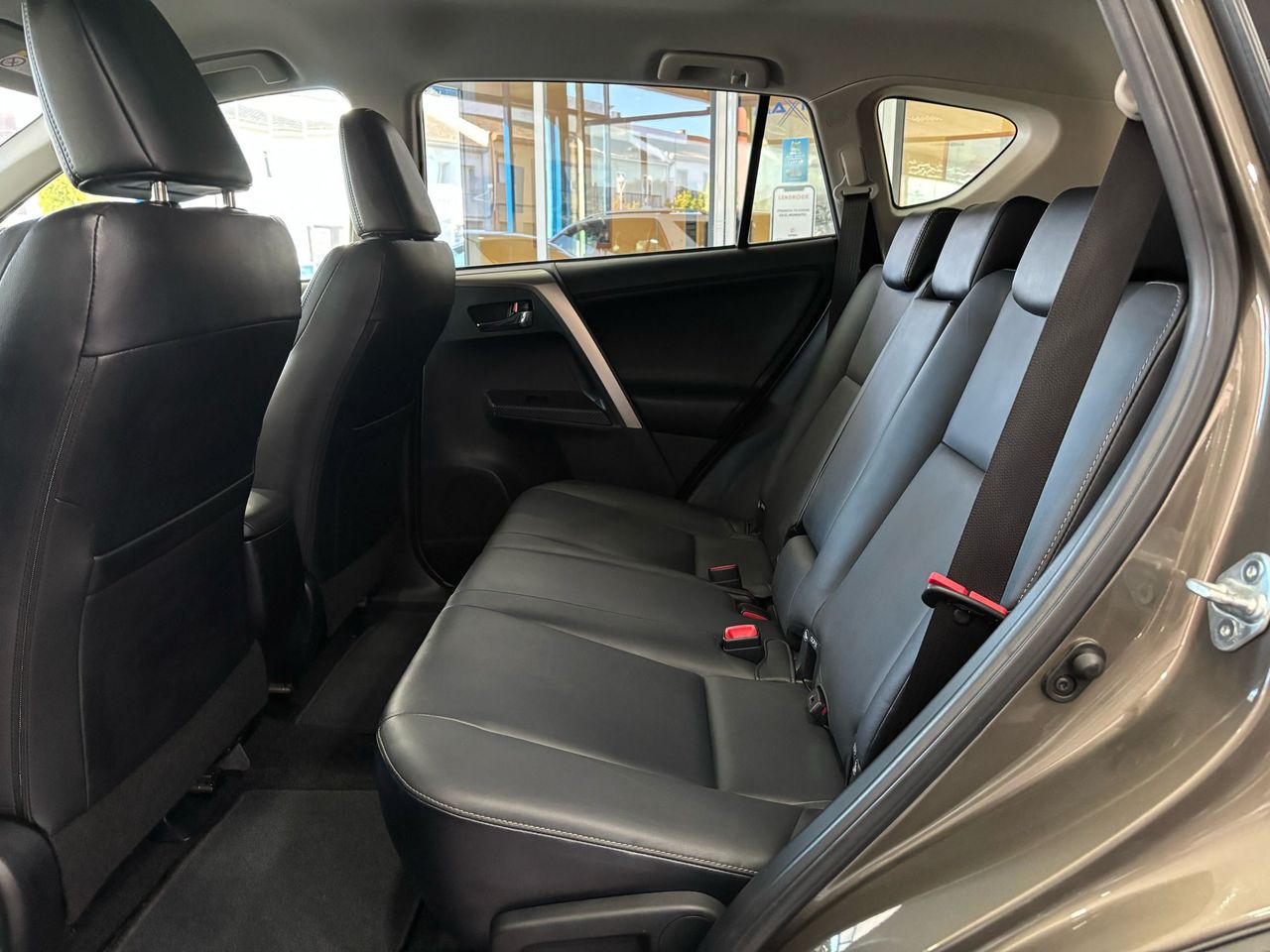 Foto Toyota Rav4 10