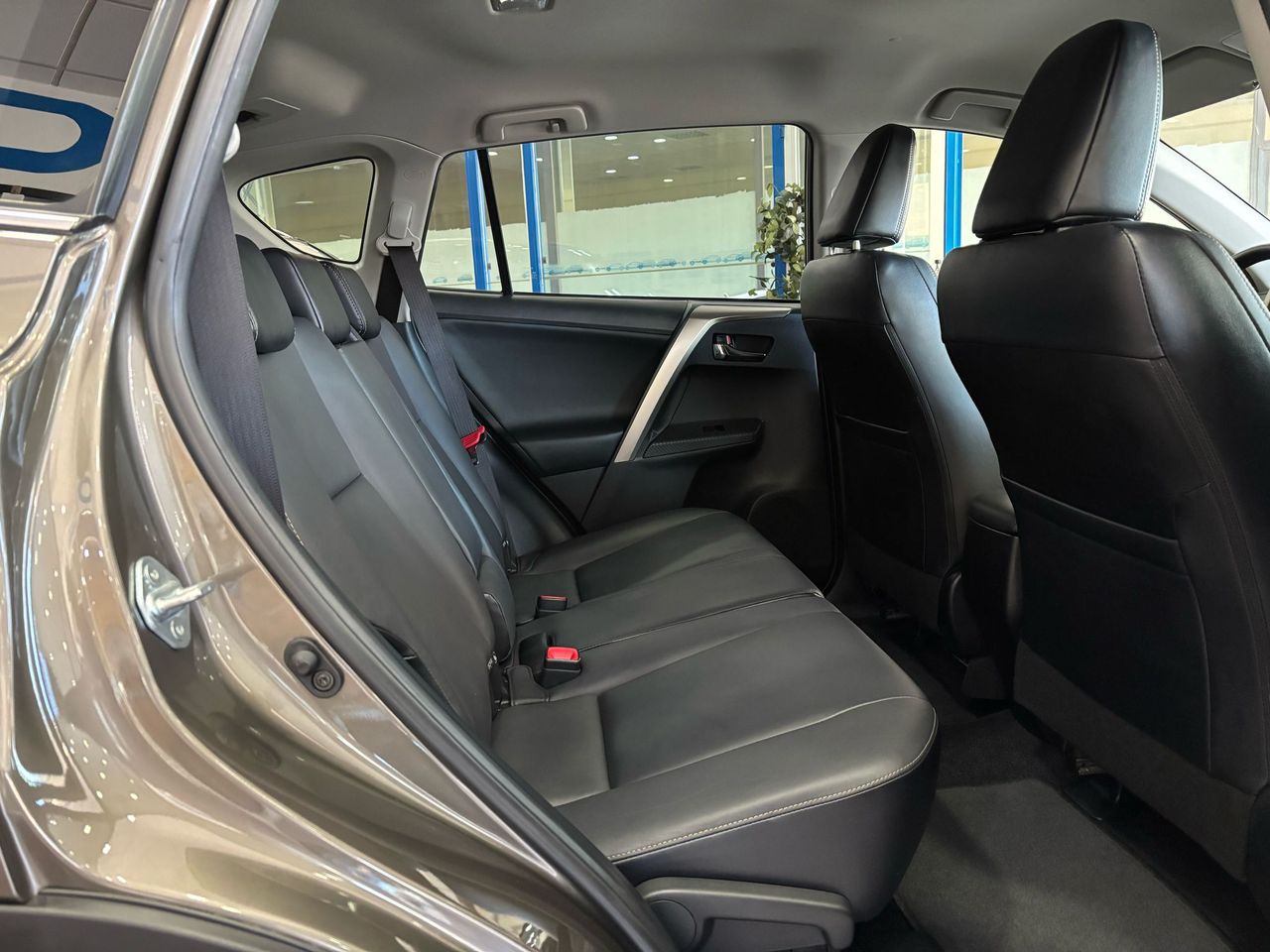 Foto Toyota Rav4 11