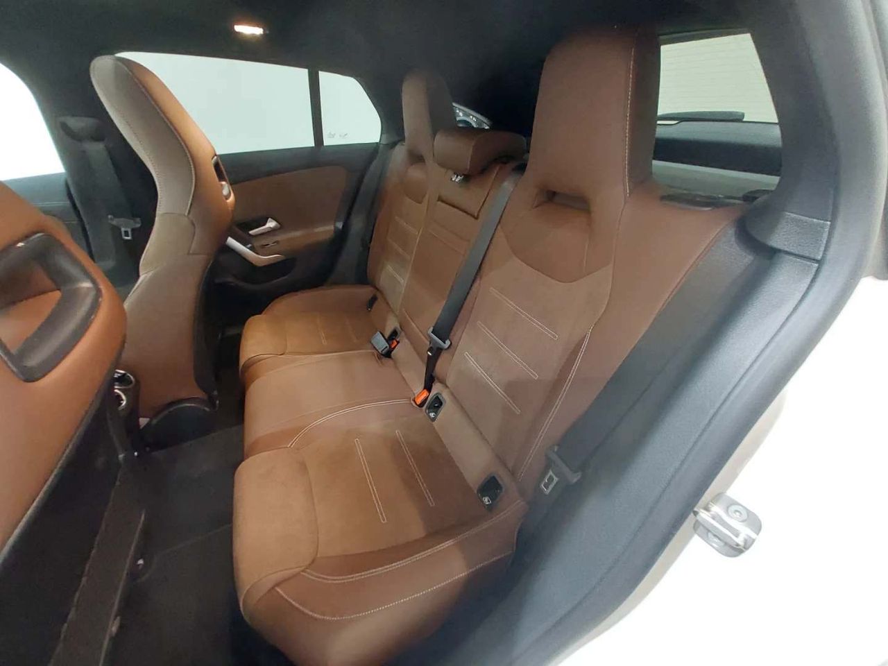 Foto Mercedes-Benz Clase CLA 8