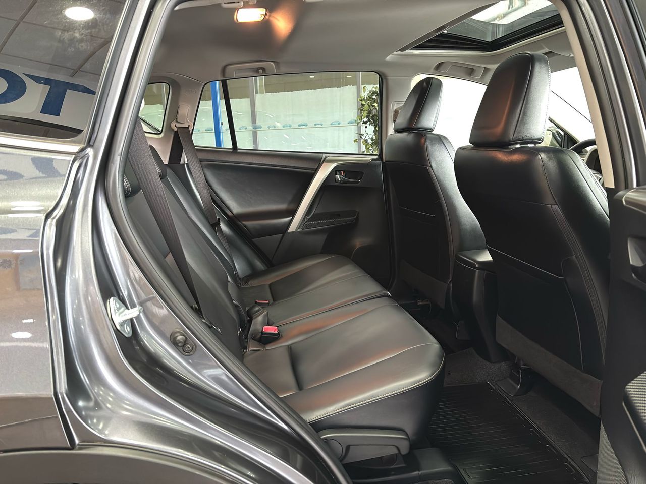 Foto Toyota Rav4 13