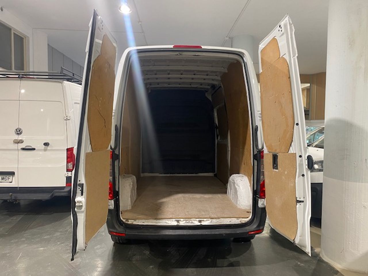 Foto Mercedes-Benz Sprinter 8