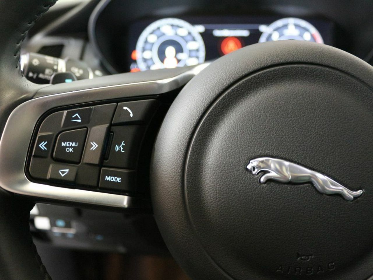 Foto Jaguar E-Pace 19