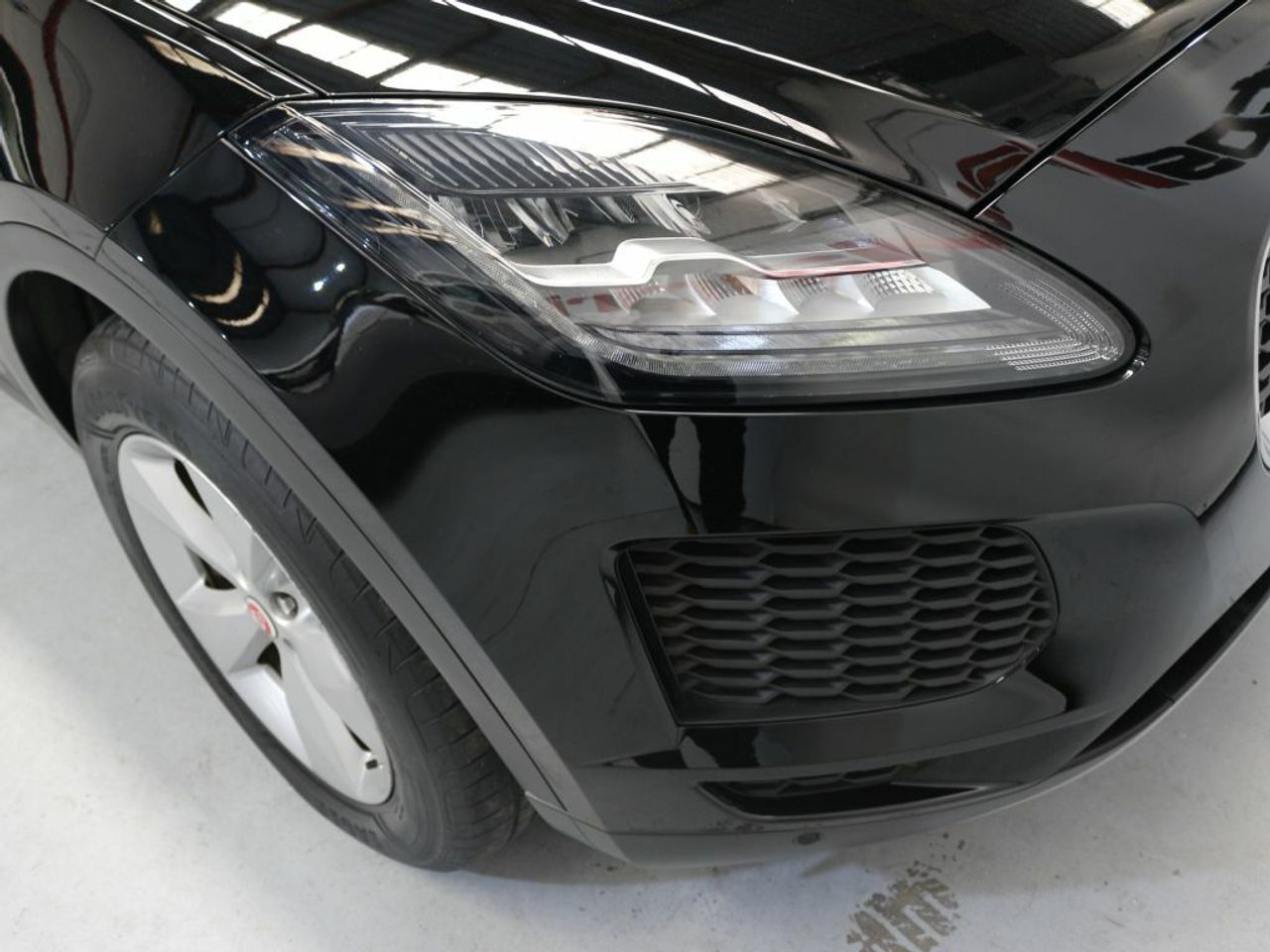 Foto Jaguar E-Pace 37