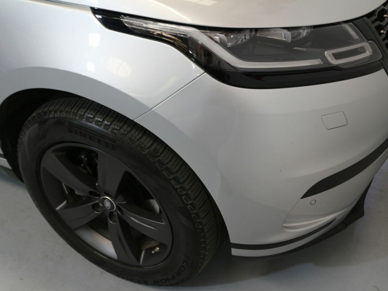 Foto Land-Rover Range Rover Velar 39