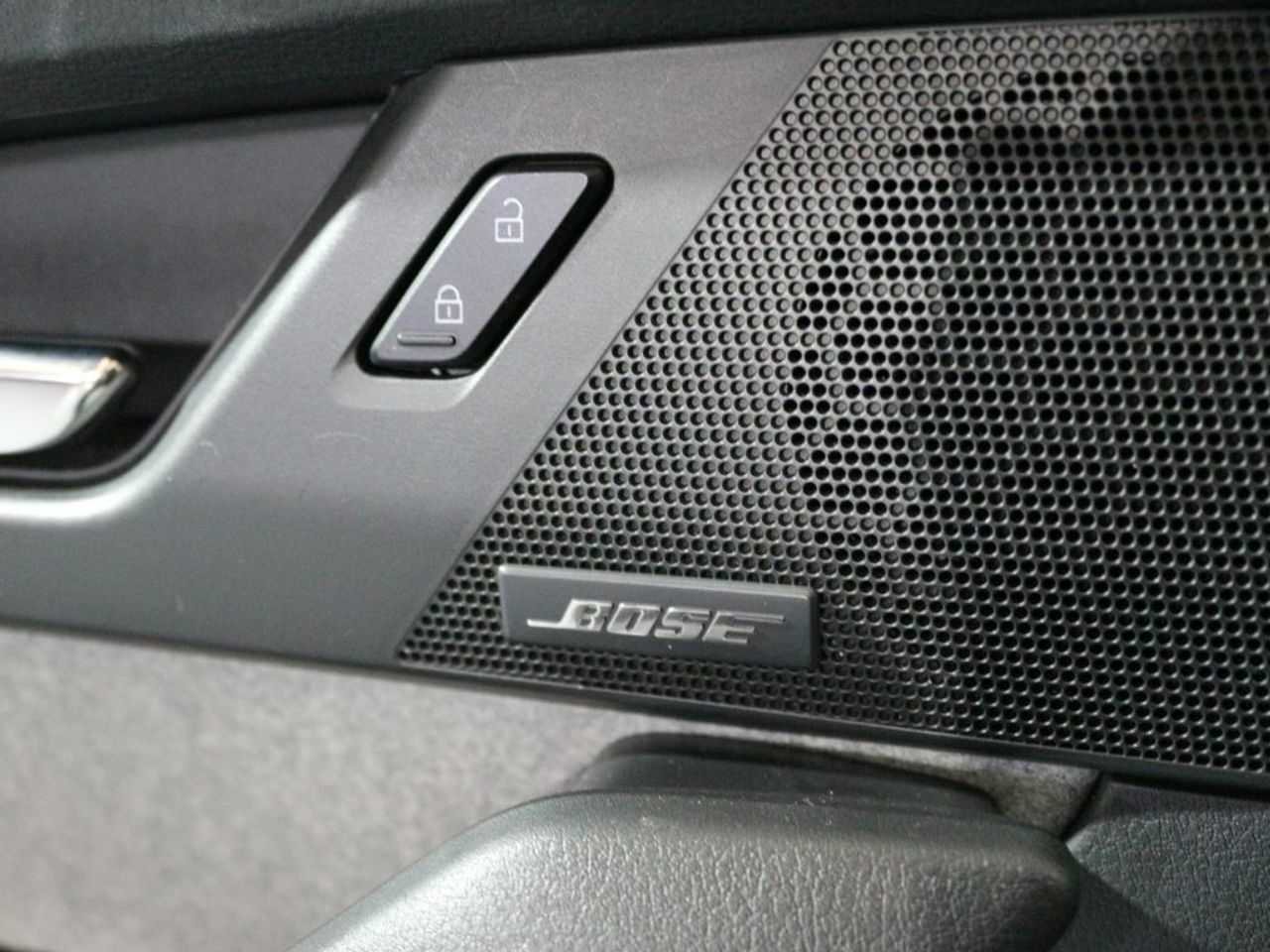 Foto Mazda MX-30 10