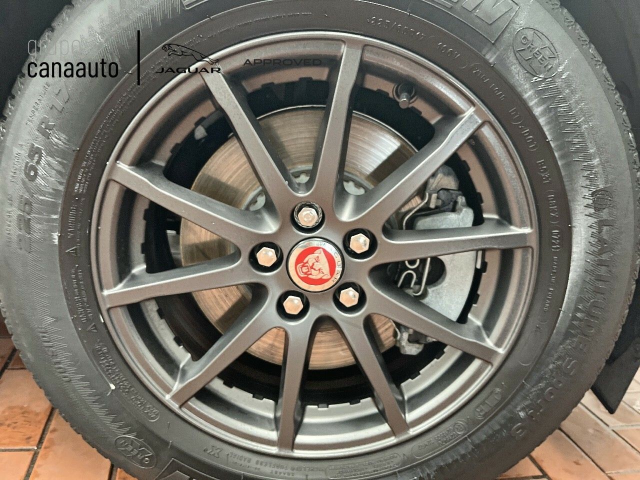 Foto Jaguar E-Pace 9
