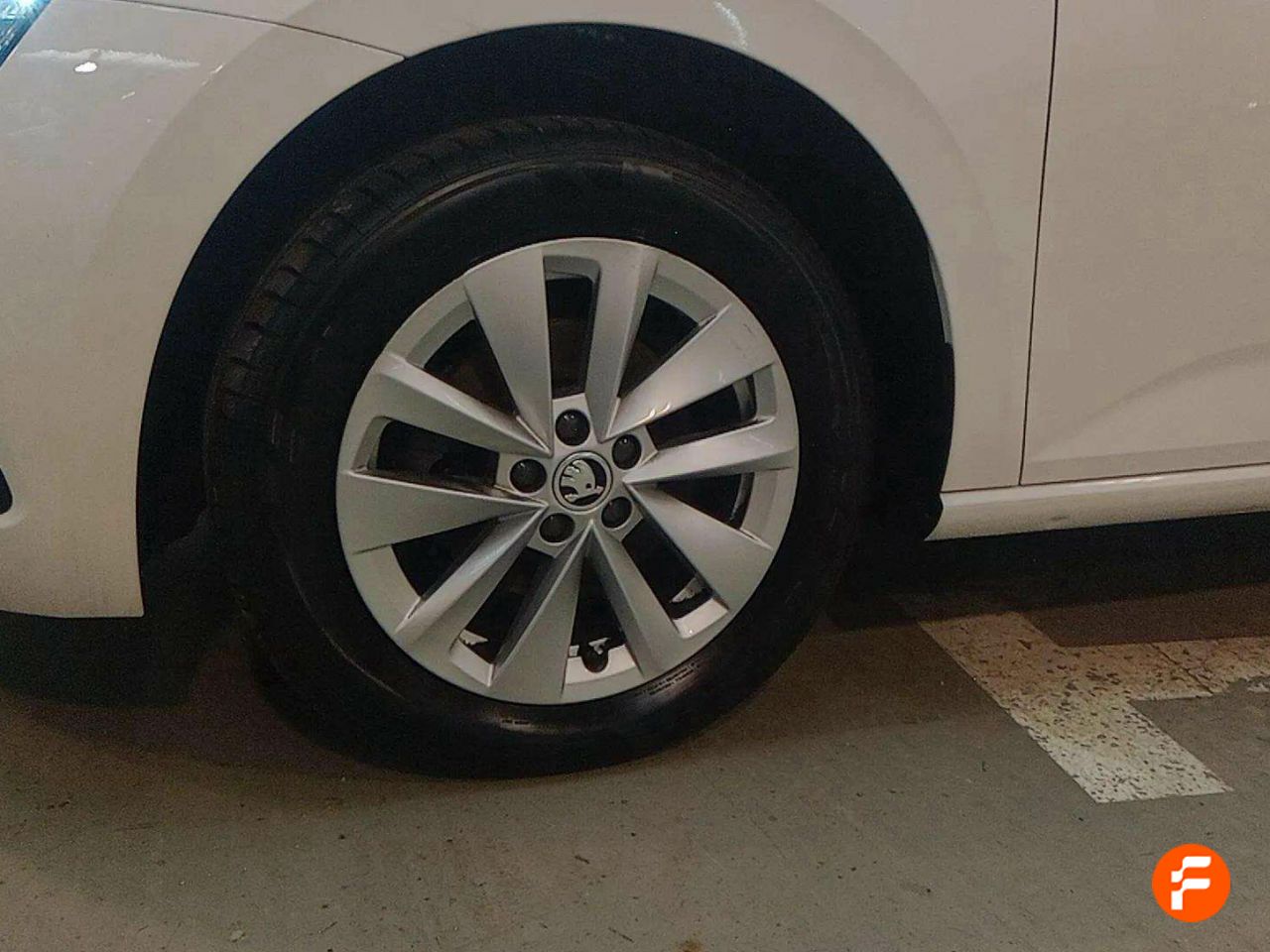 Foto Skoda Scala 9