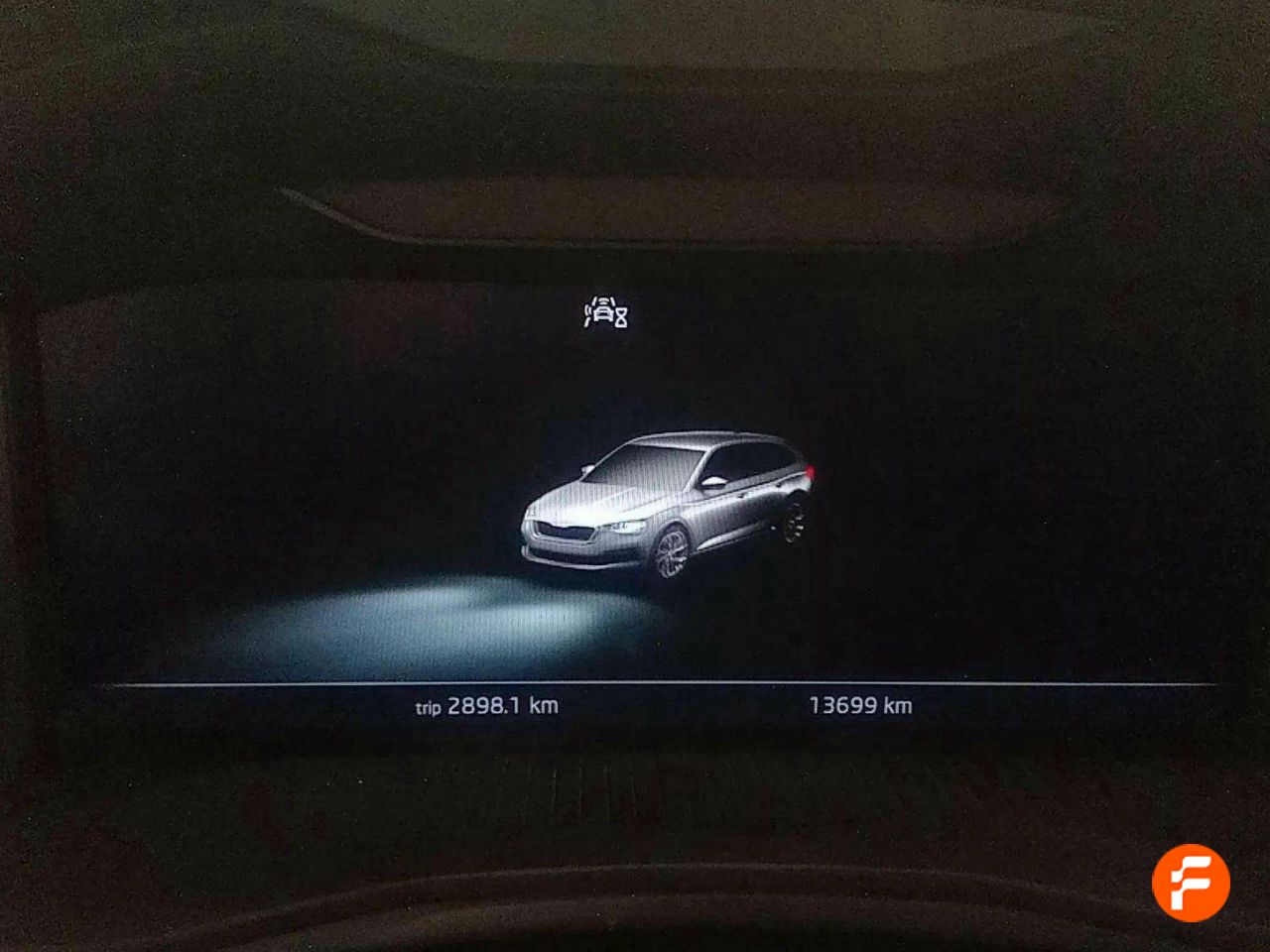 Foto Skoda Scala 10